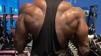 mesterolone-huge-muscles-back